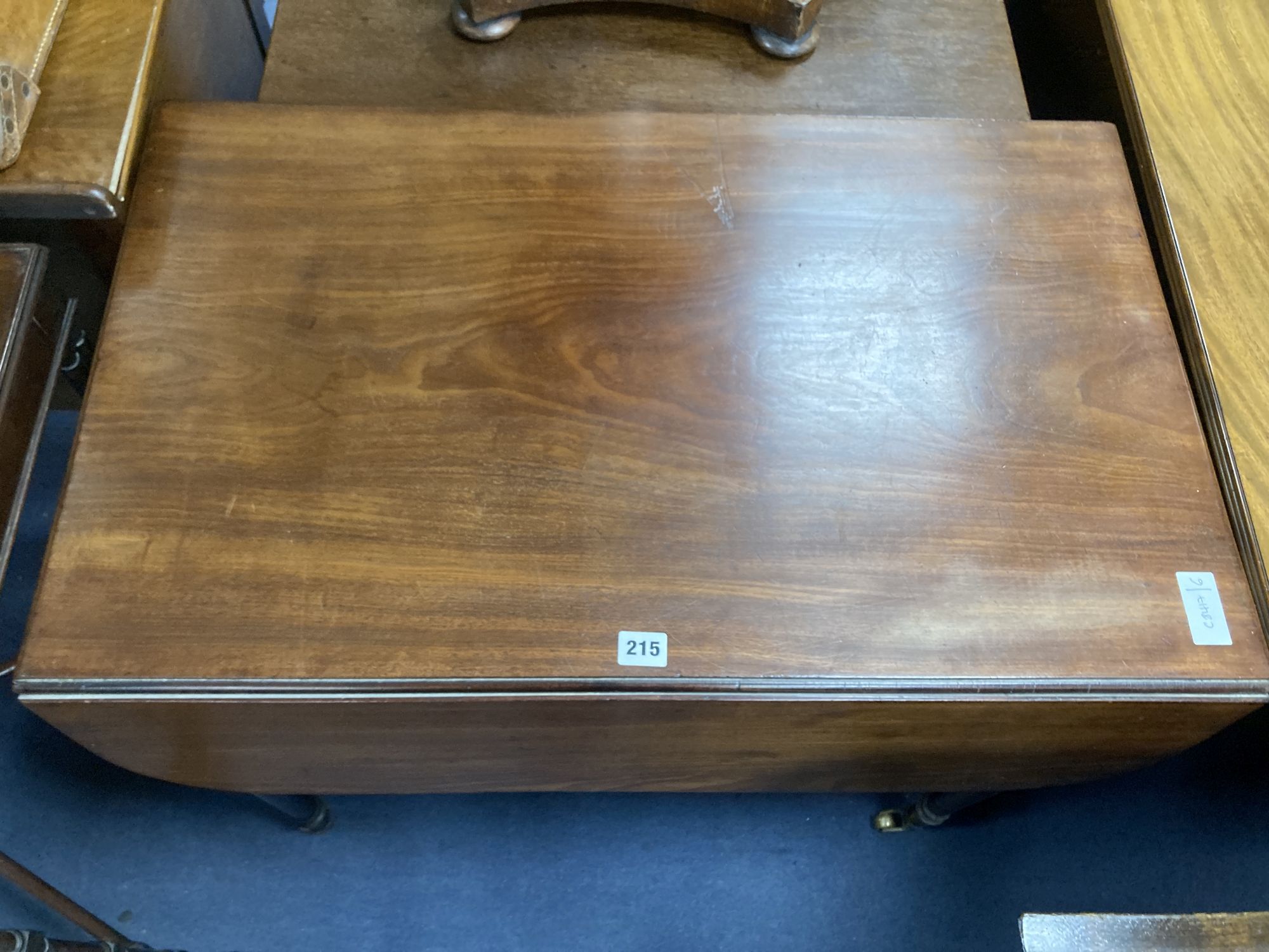 An early Victorian mahogany Pembroke table, width 80cm, depth 50cm, height 71cm